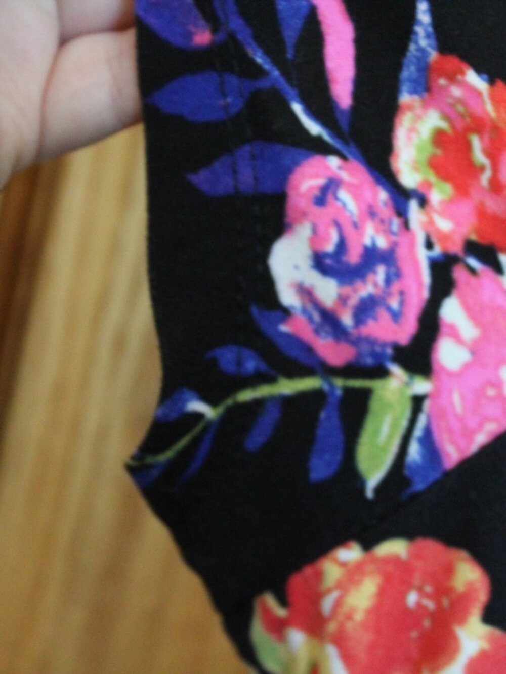 Bobbie Brooks Women's 1X Stretch Floral Dress - Picture 5 of 12